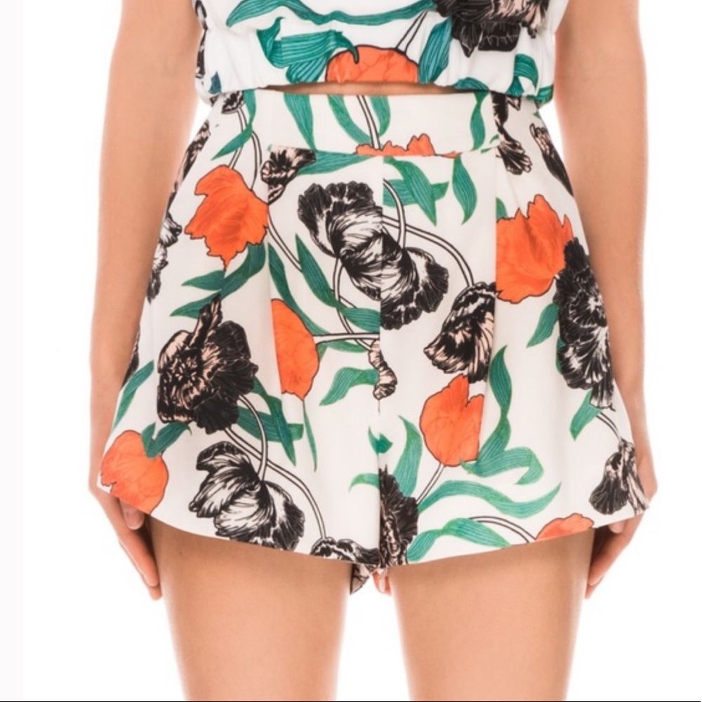 C/MEO COLLECTIVE HIGH WAIST SHORT